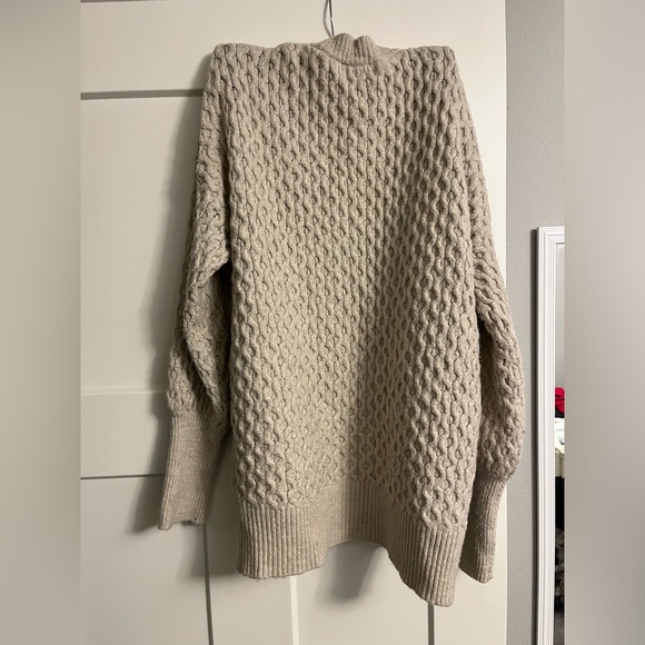 Cardigan - Picture 4 of 4